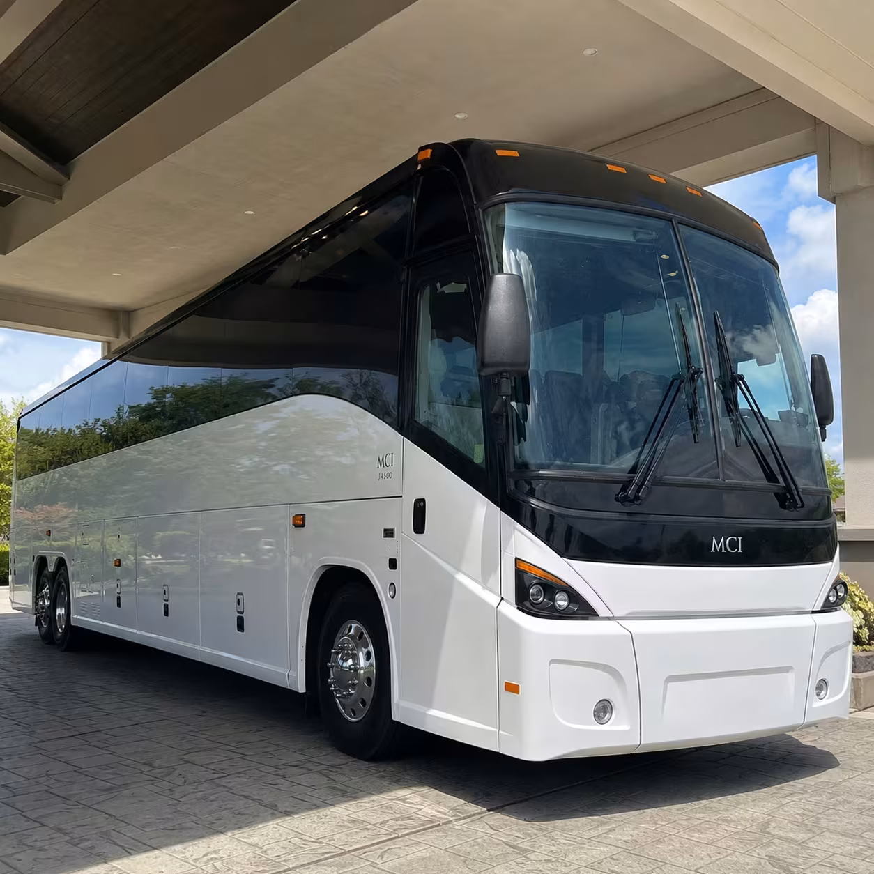 employee shuttle buses to dothan hospitals and major employers