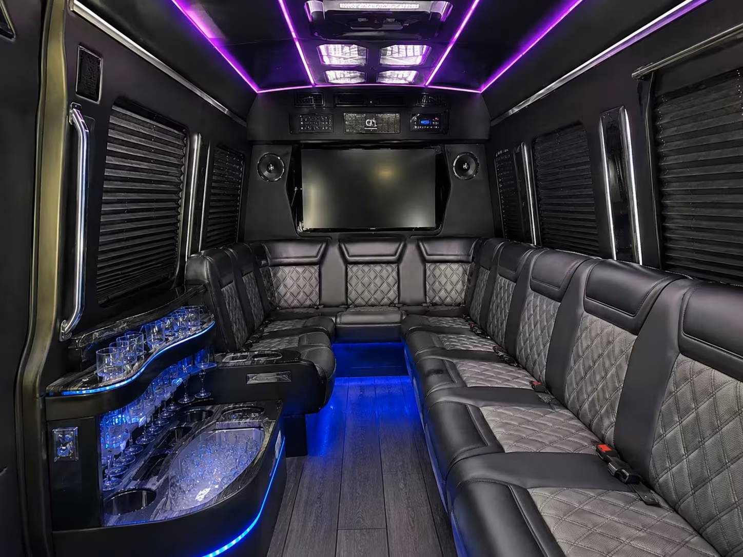 rent a bus for multi day tournament travel out of dothan
